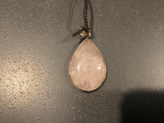 Pendentif quartz rose et argent